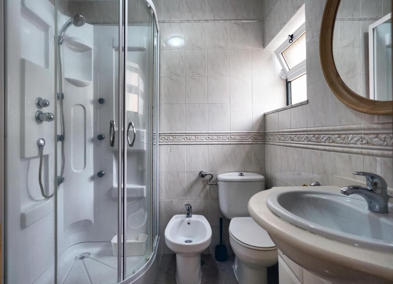 Ferienwohnung Apolonia Train Spot Lissabon Exterior foto